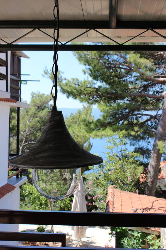 Courtyard - Apartments by the sea Marušići, Omiš