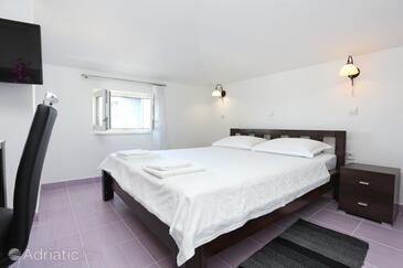 Apartmani uz more Zečevo Rtić, Rogoznica - 10400