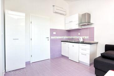 Apartmani uz more Zečevo Rtić, Rogoznica - 10400