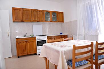 Apartmani uz more Metajna, Pag - 10405
