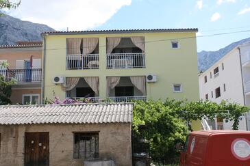Estúdios com terraço Baška Voda, Dalmácia Central