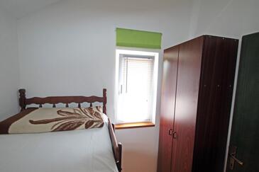 Apartments by the sea Vinjerac, Zadar - 10413