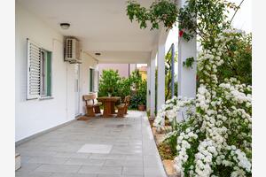 Three bedroom apartment Nin Three bedroom apartment Nin, Zadar (A-10414-a)