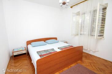 Apartments with parking space Novalja, Pag - 10417