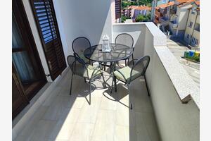 Dvoupokojový apartmán Pula (A-10429-b)