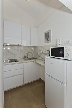 Apartments by the sea Hvar - 10430