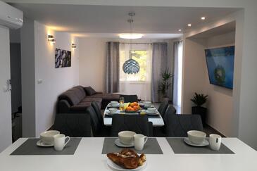 Apartamenty nad morzem z basenem Mudri Dolac, Hvar - 10432