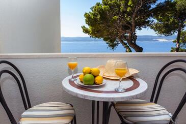 Apartments by the sea Medići, Omiš - 1047