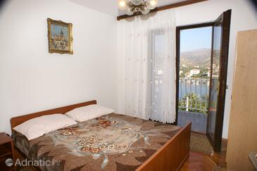Apartamente lângă mare Seget Vranjica, Trogir - 1050