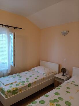 Apartments by the sea Seget Vranjica, Trogir - 1051