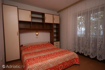 Apartments with parking space Živogošće - Porat, Makarska - 1055