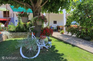 Apartments by the sea Živogošće - Blato, Makarska - 1057