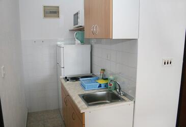 Ferienwohnungen mit Parkplatz Zivogosce - Blato, Makarska - 1059