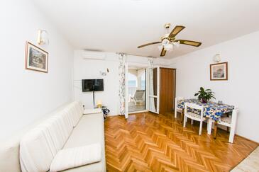 Apartamente lângă mare Pisak, Omis - 1067