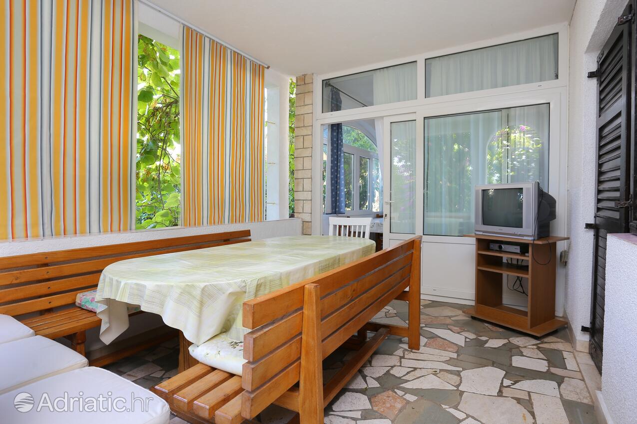 A-1069-a - Private accommodation - Apartments by the sea Okrug Gornji, Čiovo