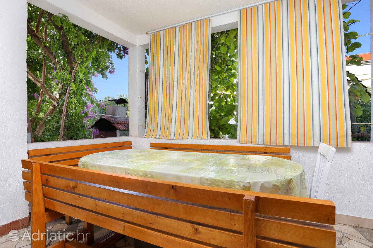 A-1069-a - Private accommodation - Apartments by the sea Okrug Gornji, Čiovo