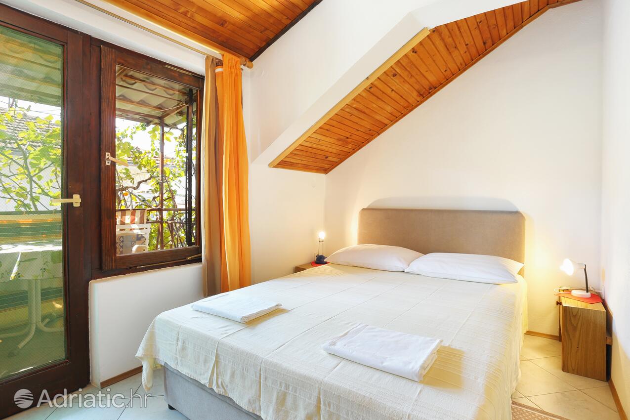 AS-1069-a - Private accommodation - Apartments by the sea Okrug Gornji, Čiovo