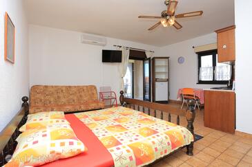 Apartments by the sea Okrug Gornji, Čiovo - 1073