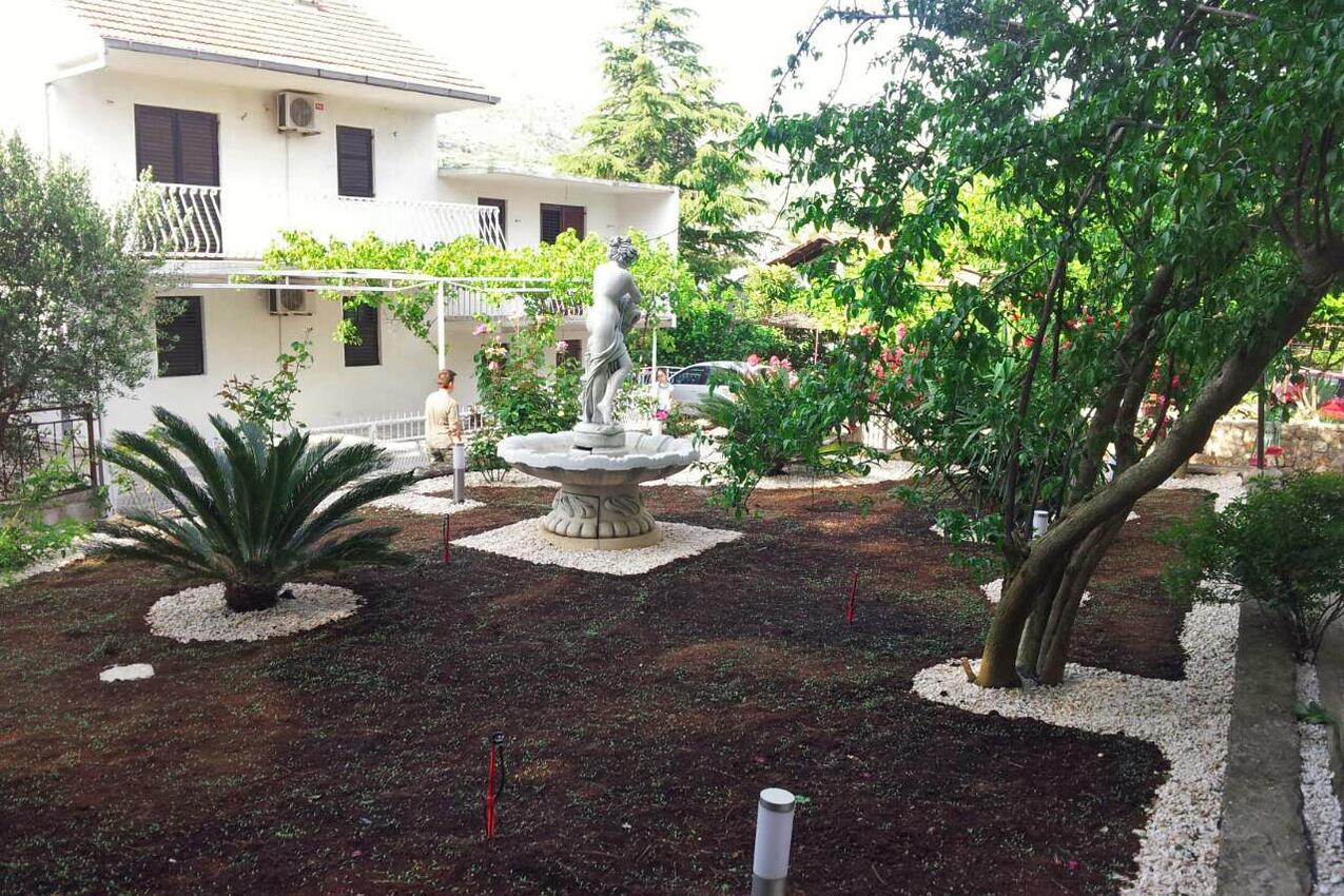 Gården - Feriehus ved havet Seget Vranjica, Trogir