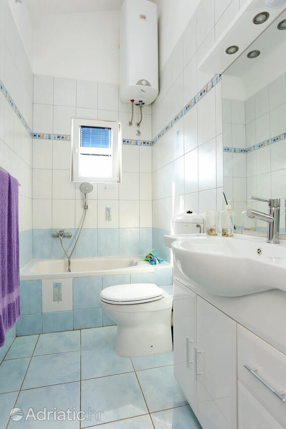 K-1074 - Privat indkvartering - Feriehus ved havet Seget Vranjica, Trogir