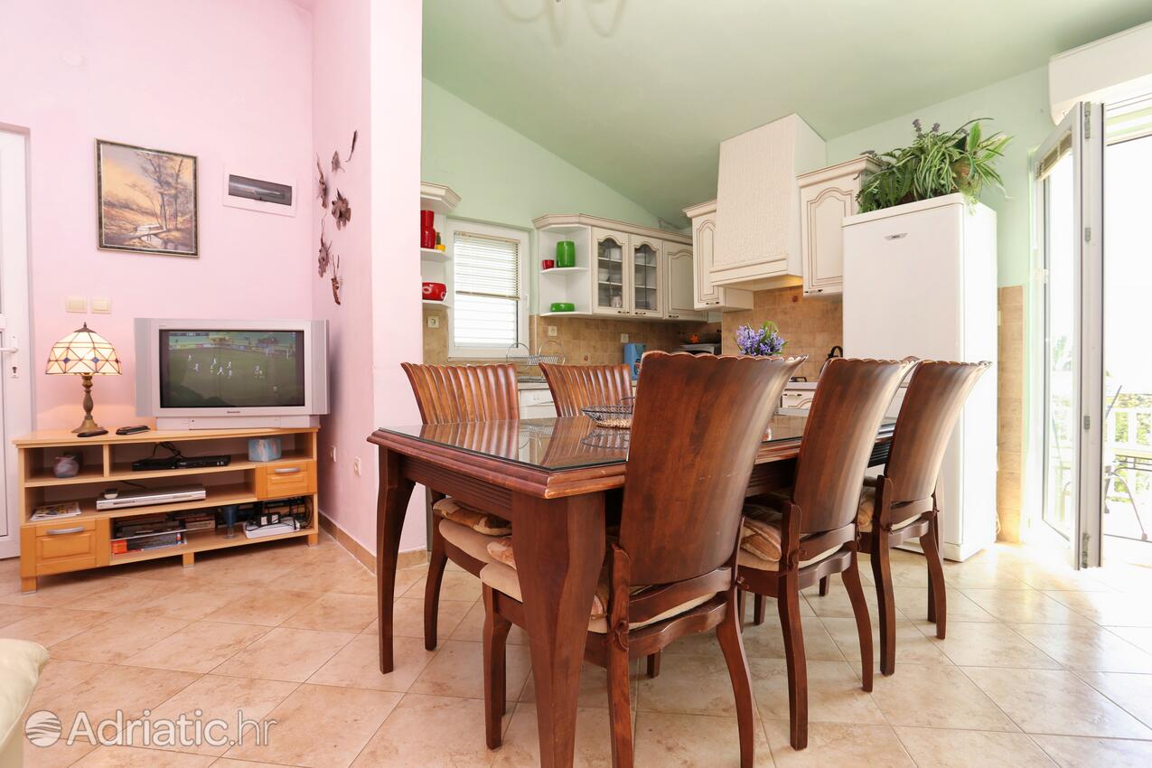 K-1074 - Privat indkvartering - Feriehus ved havet Seget Vranjica, Trogir