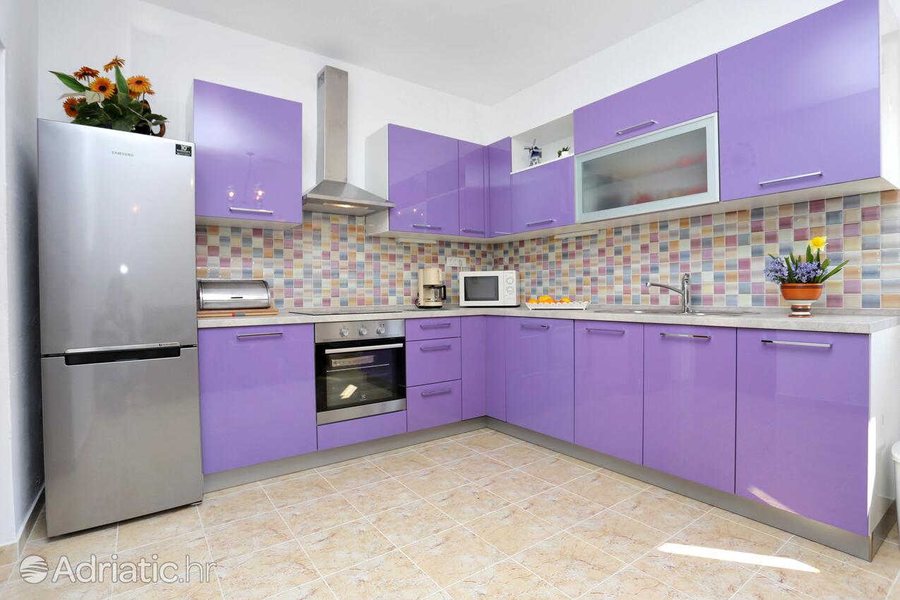 K-1074 - Privat indkvartering - Feriehus ved havet Seget Vranjica, Trogir