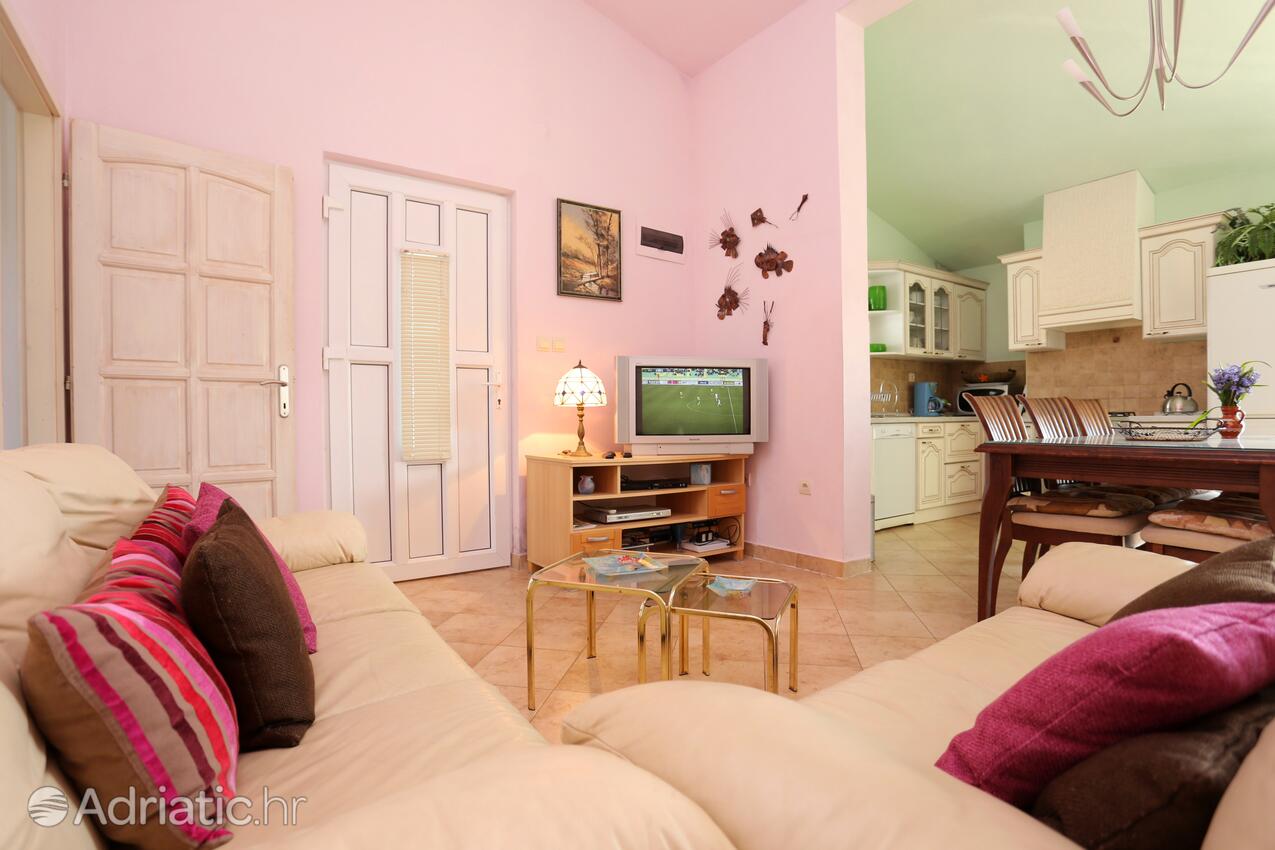 K-1074 - Privat indkvartering - Feriehus ved havet Seget Vranjica, Trogir