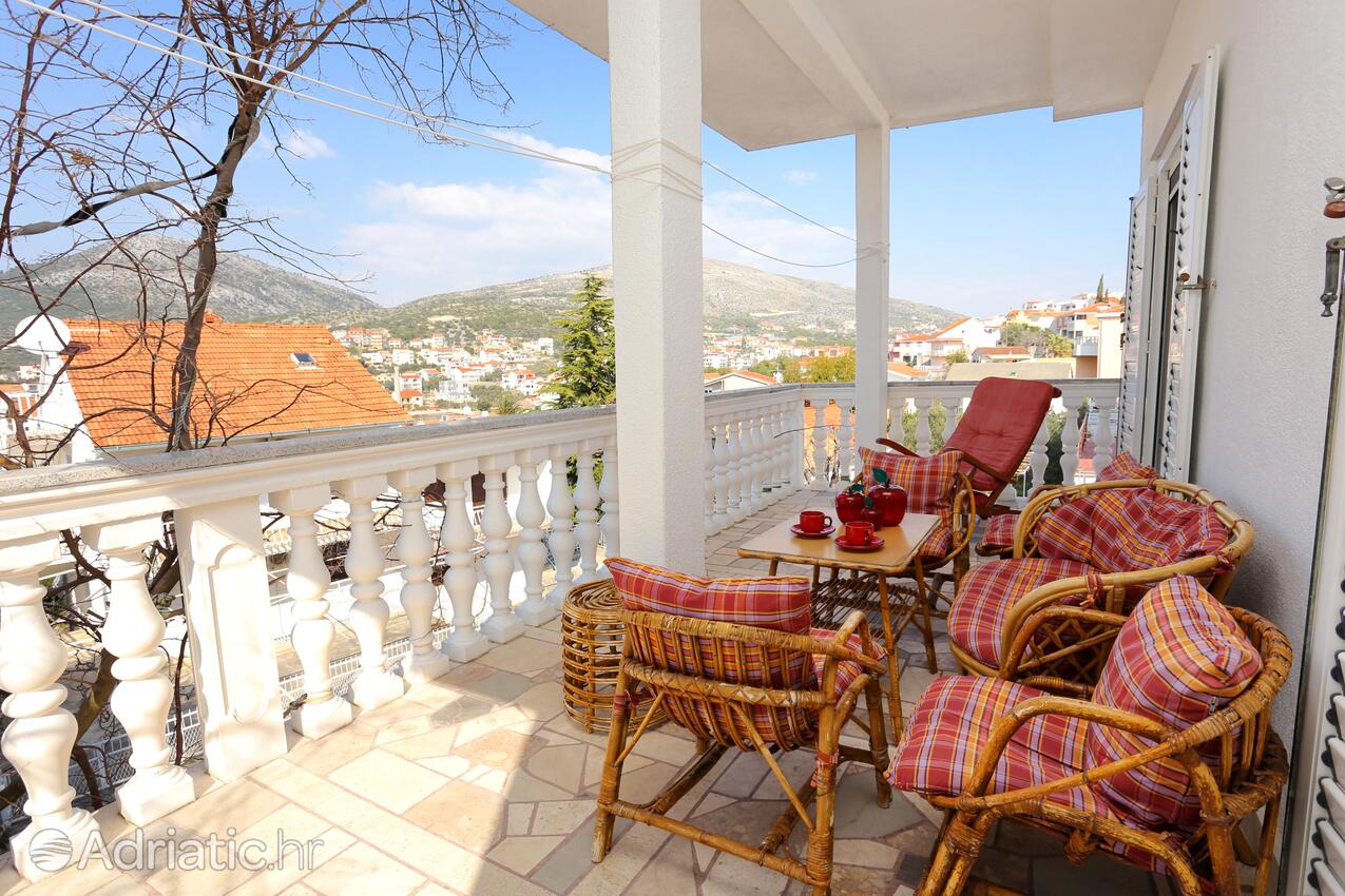 K-1074 - Privat indkvartering - Feriehus ved havet Seget Vranjica, Trogir