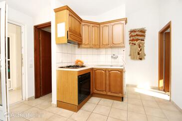 Apartmani uz more Rogoznica - 1087