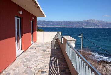 Family friendly seaside apartments Slatine, Čiovo - 1096