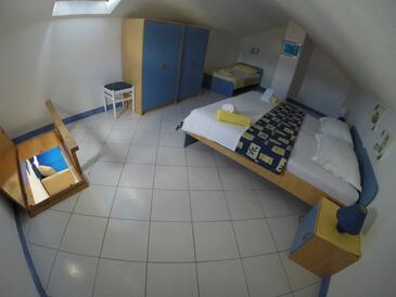 Appartementen aan zee Slatine, Ciovo - 1098