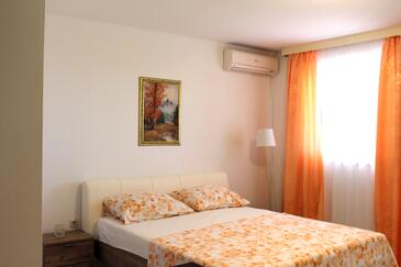 Apartments by the sea Sveta Nedilja, Hvar - 110