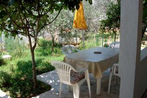 Studio flat Vinišće, Trogir (AS-11003-a)