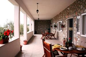 2-Zimmer-Haus Bol 2-Zimmer-Haus Bol, Brac (K-11016)
