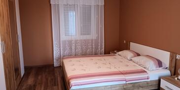 Ferienwohnungen mit Parkplatz Kali, Ugljan - 11020