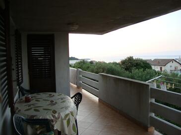 Ferienwohnungen mit Parkplatz Kali, Ugljan - 11020