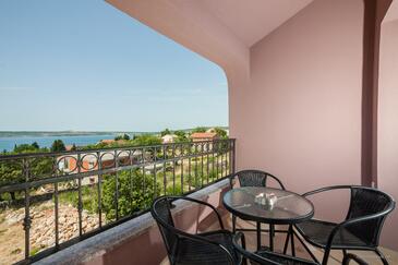 Appartementen met parkeerplaats Maslenica, Novigrad - 11064