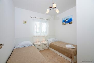 Appartementen met parkeerplaats Maslenica, Novigrad - 11064