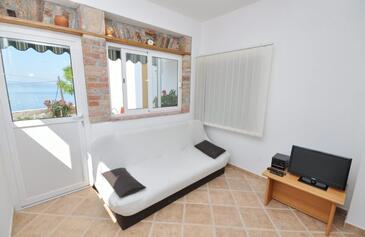 Apartments Omiš, Central Dalmatia