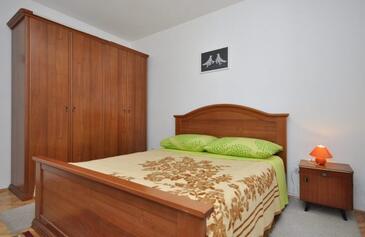 Apartments Omiš, Central Dalmatia