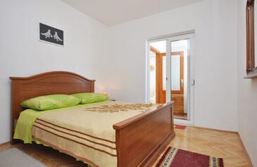 Apartments Omiš, Central Dalmatia