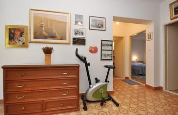 Apartments Omiš, Central Dalmatia