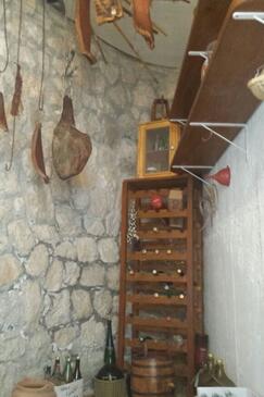 Apartments Omiš, Central Dalmatia