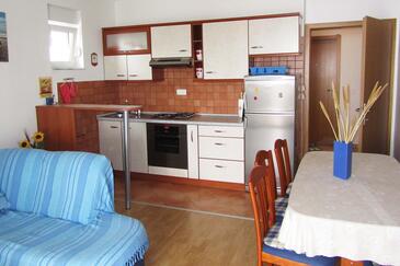 Apartments with parking space Banjol, Rab - 11082