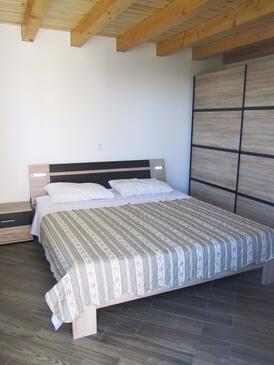 Apartamente cu parcare Banjol, Rab - 11082