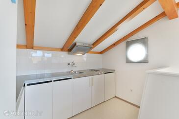 Apartments with parking space Zaton, Zadar - 11130