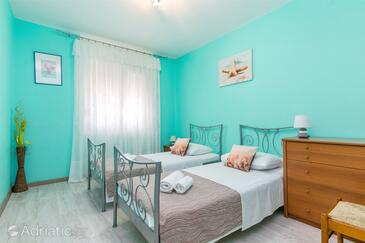 Apartments by the sea Okrug Donji, Čiovo - 11144