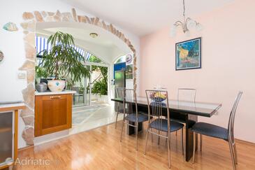 Apartments by the sea Okrug Donji, Čiovo - 11144