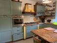 Ližnjan, Kitchen in the apartment, (pet friendly) and WiFi.