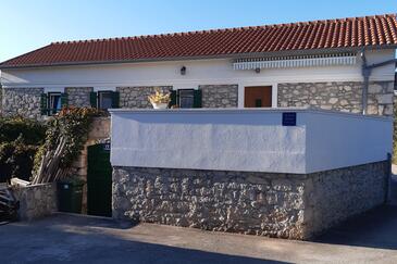 Apartments With Parking Space Lukoran, Ugljan - 11203 - Dugi otok